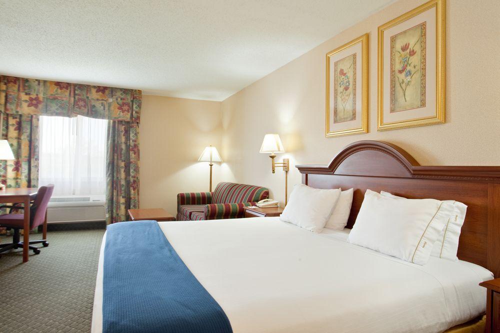 Comfort Inn & Suites Near Route 66 Lincoln Eksteriør billede