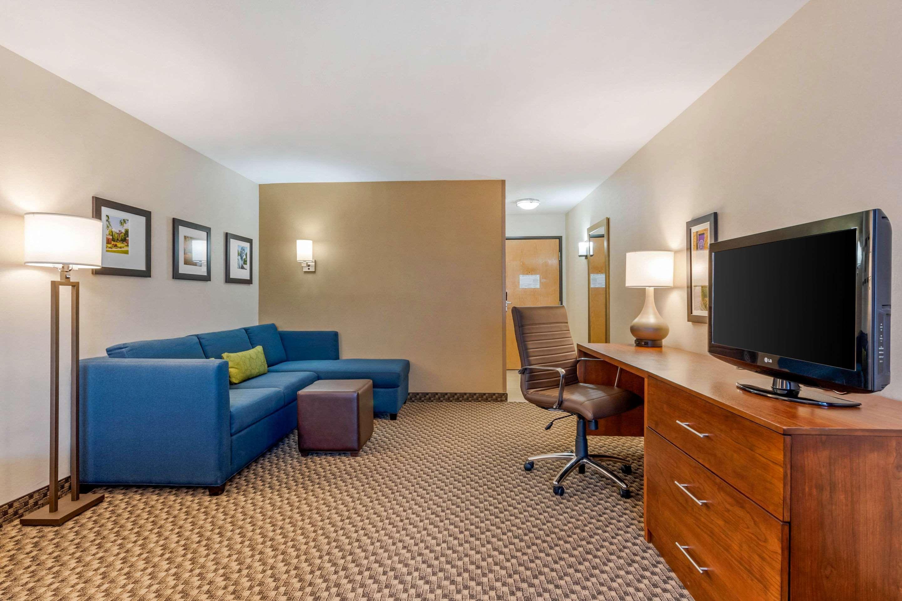 Comfort Inn & Suites Near Route 66 Lincoln Eksteriør billede