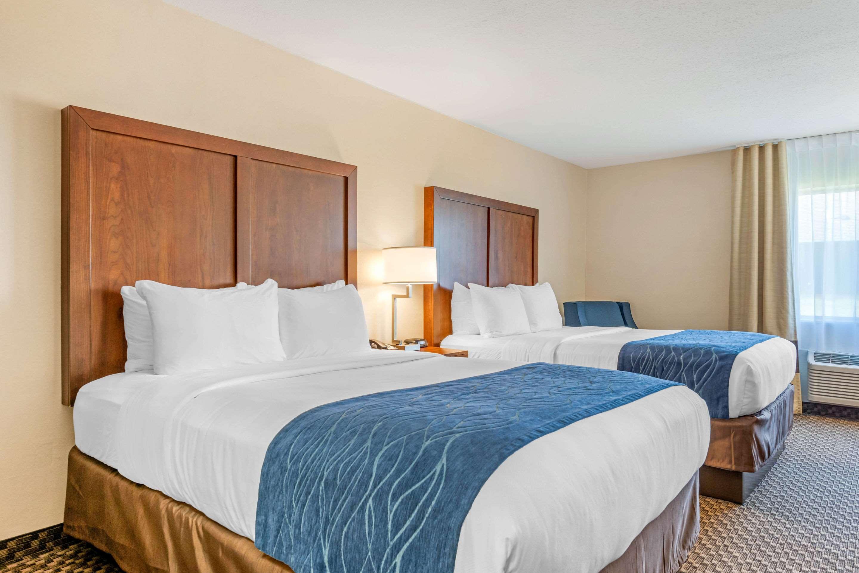 Comfort Inn & Suites Near Route 66 Lincoln Eksteriør billede