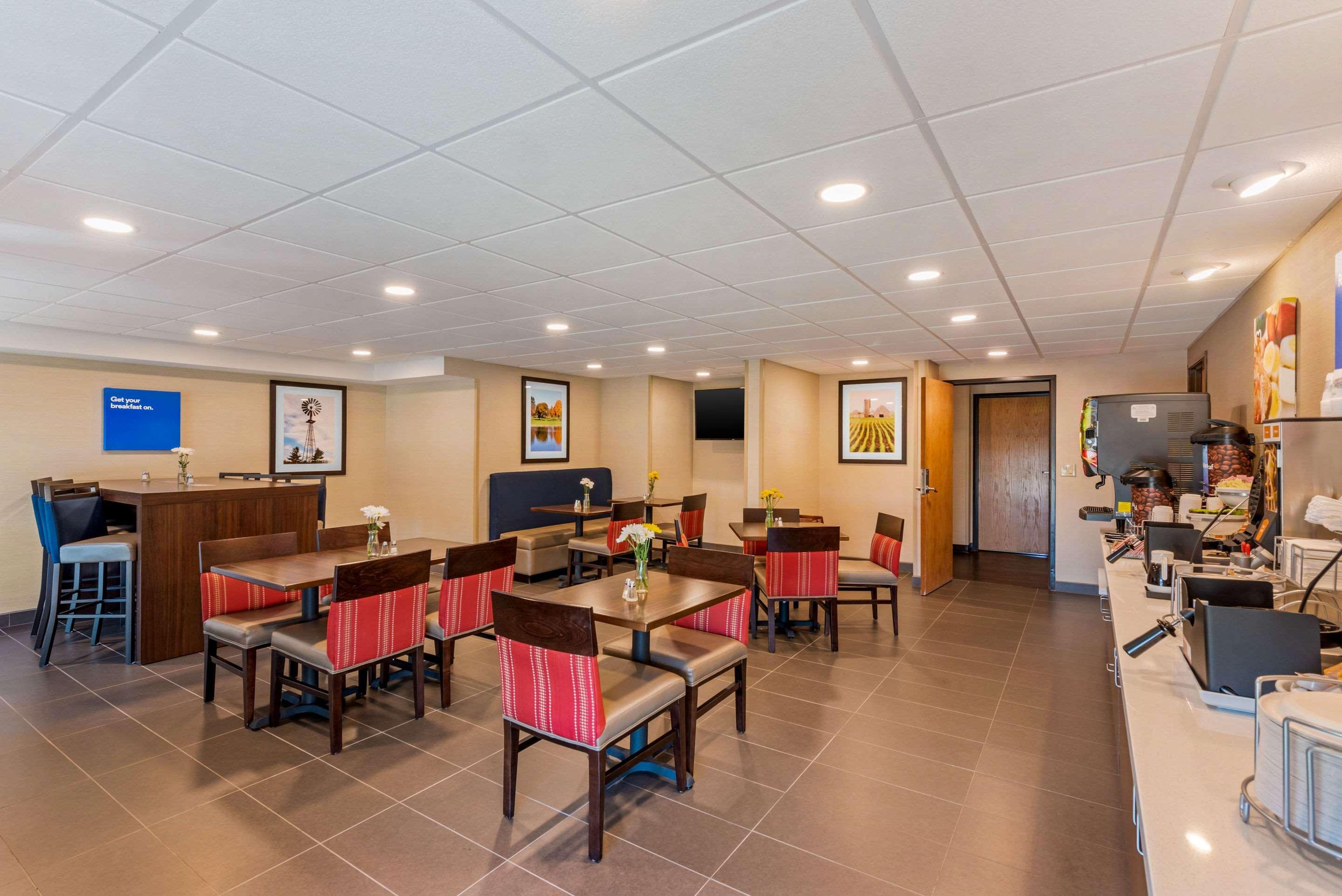 Comfort Inn & Suites Near Route 66 Lincoln Eksteriør billede
